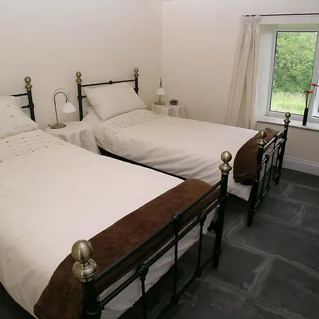 Holiday home Whitestone